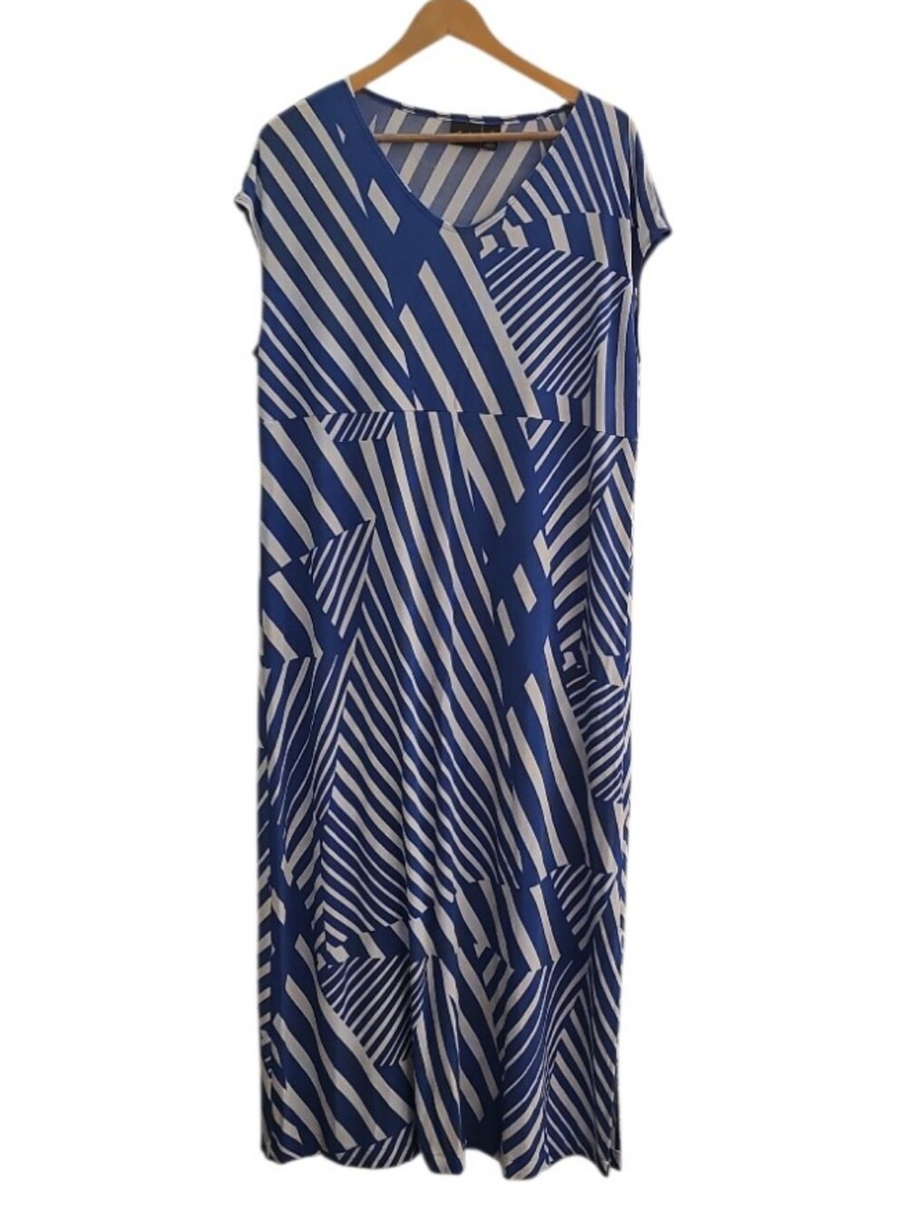 Travelers by Chico's Maxi Dress Size 3 Blue White Geometric Travel Resort Wear